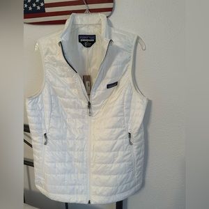 NWT Patagonia Nano Puff Vest